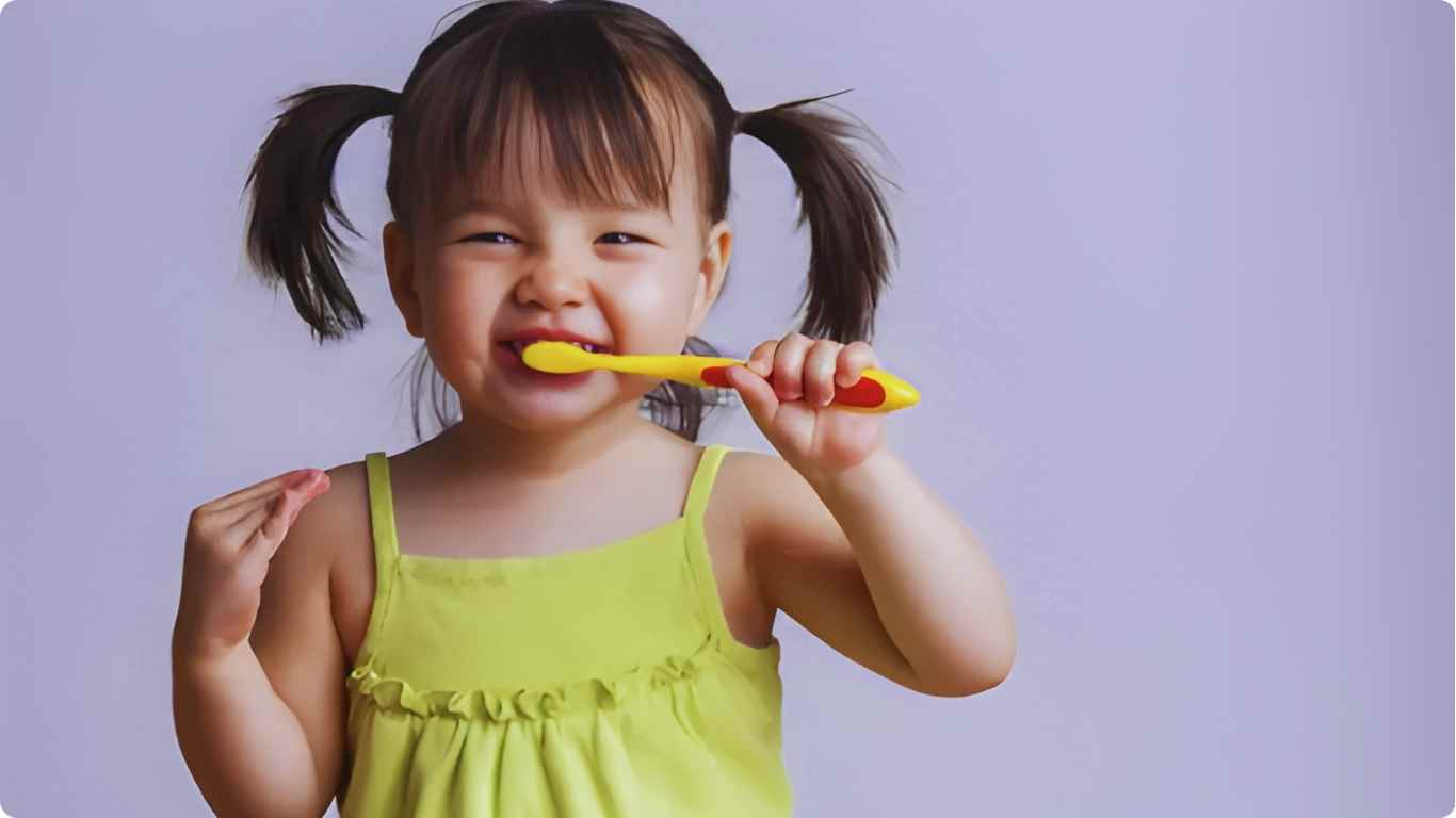 Odontopediatría MSV Dentist - Dra. Maira con niña